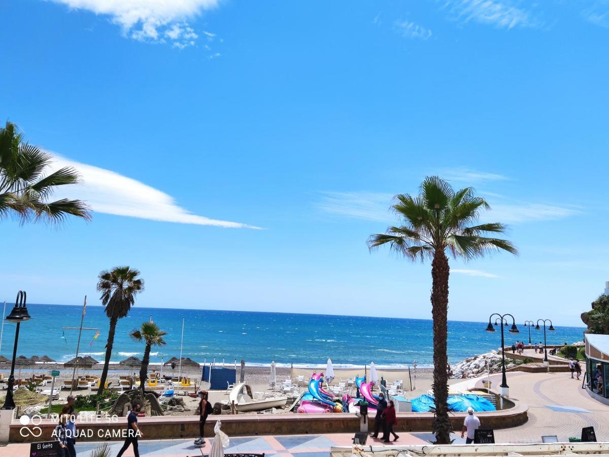 Nuevo Roca Chica, Primera Linea Playa,Torremolinos Eksteriør billede