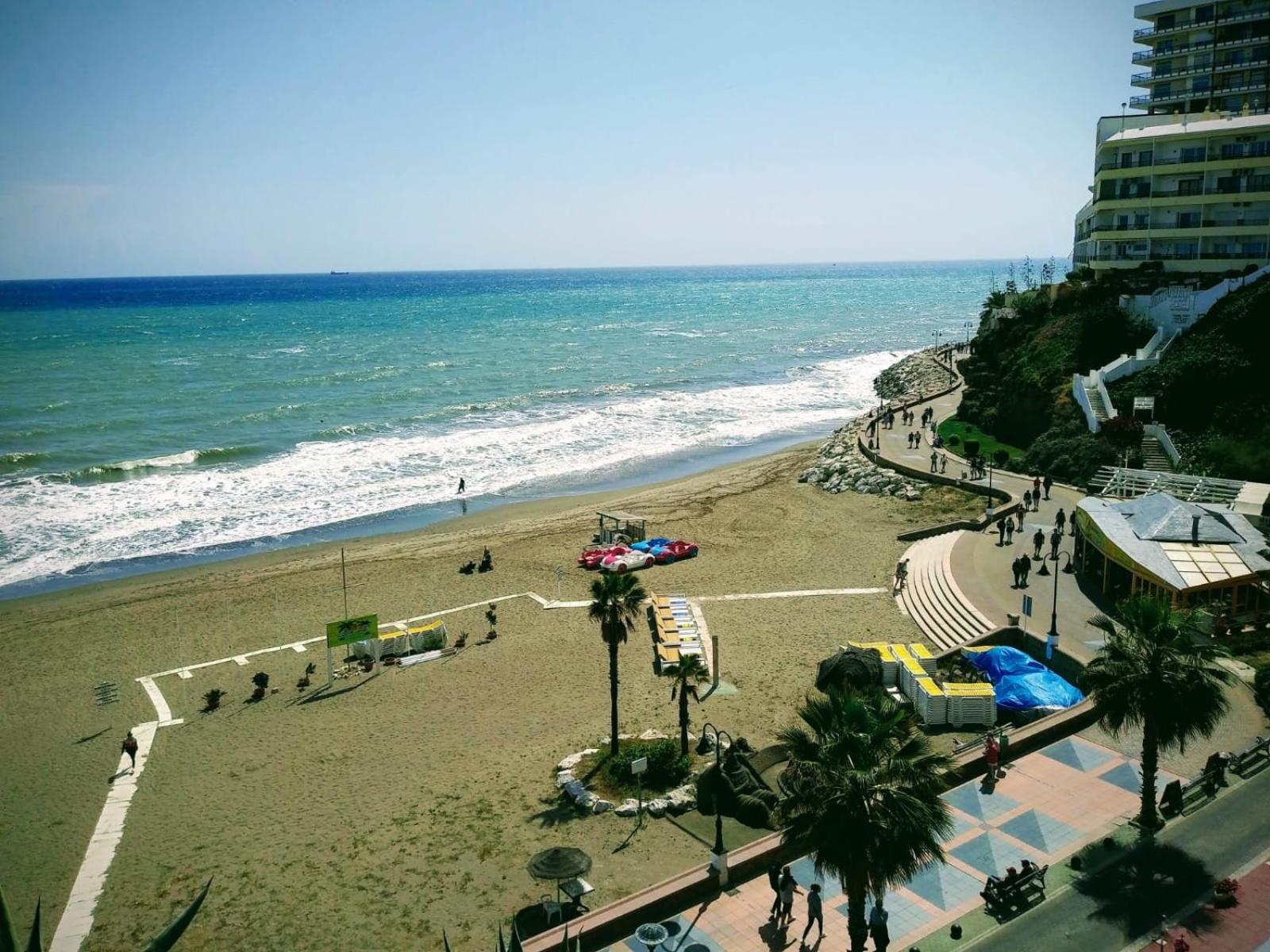 Nuevo Roca Chica, Primera Linea Playa,Torremolinos Eksteriør billede