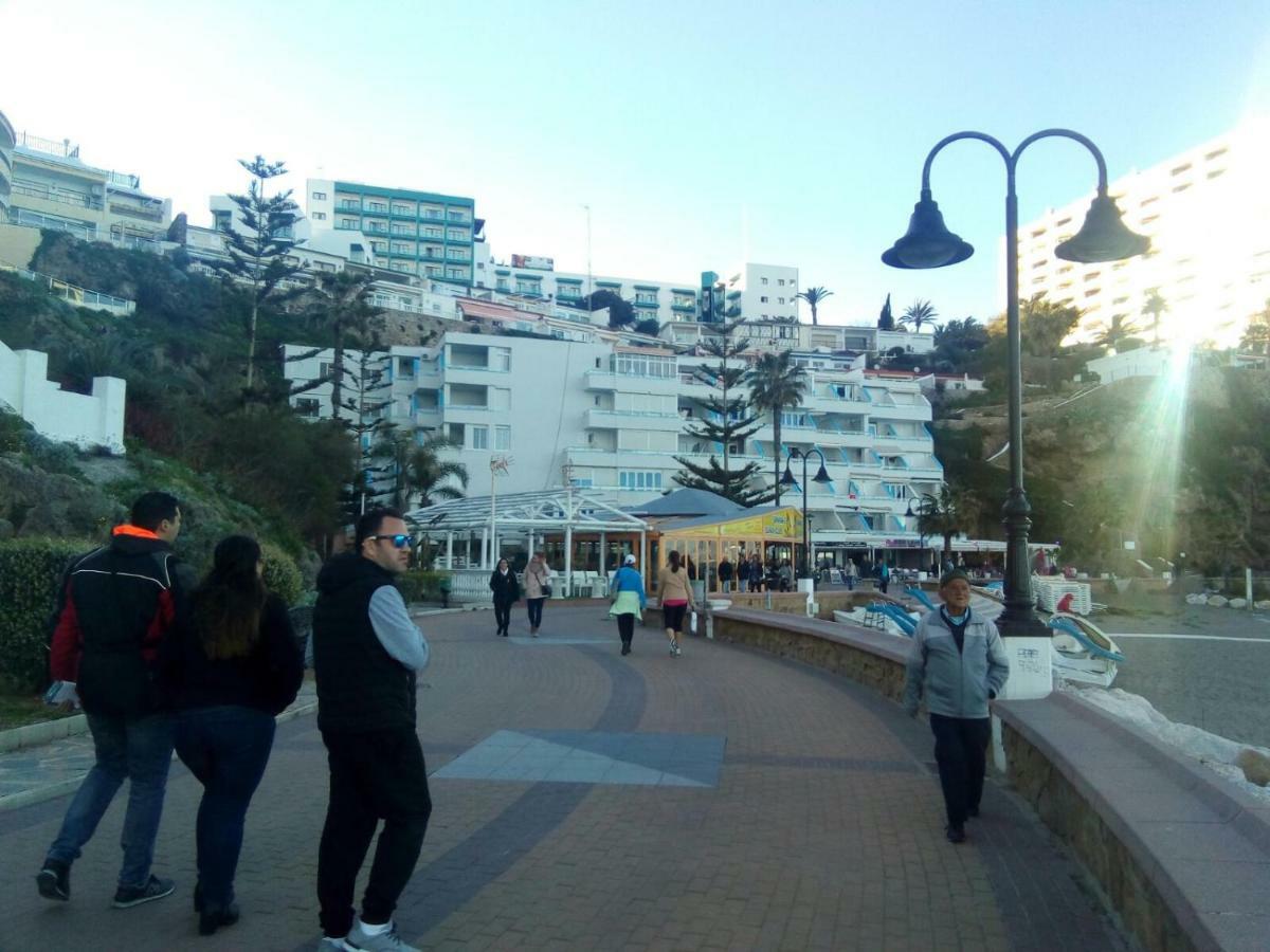 Nuevo Roca Chica, Primera Linea Playa,Torremolinos Eksteriør billede