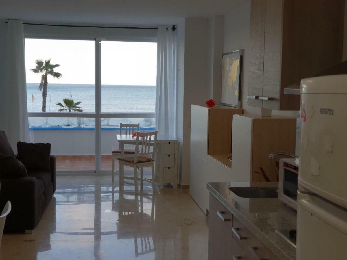 Nuevo Roca Chica, Primera Linea Playa,Torremolinos Eksteriør billede