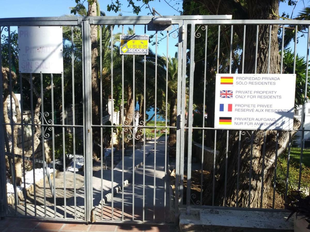 Nuevo Roca Chica, Primera Linea Playa,Torremolinos Eksteriør billede